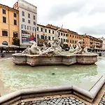 Navona Artist 7